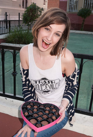 18 year old cutie Christine Paradise pulling denim shorts aside